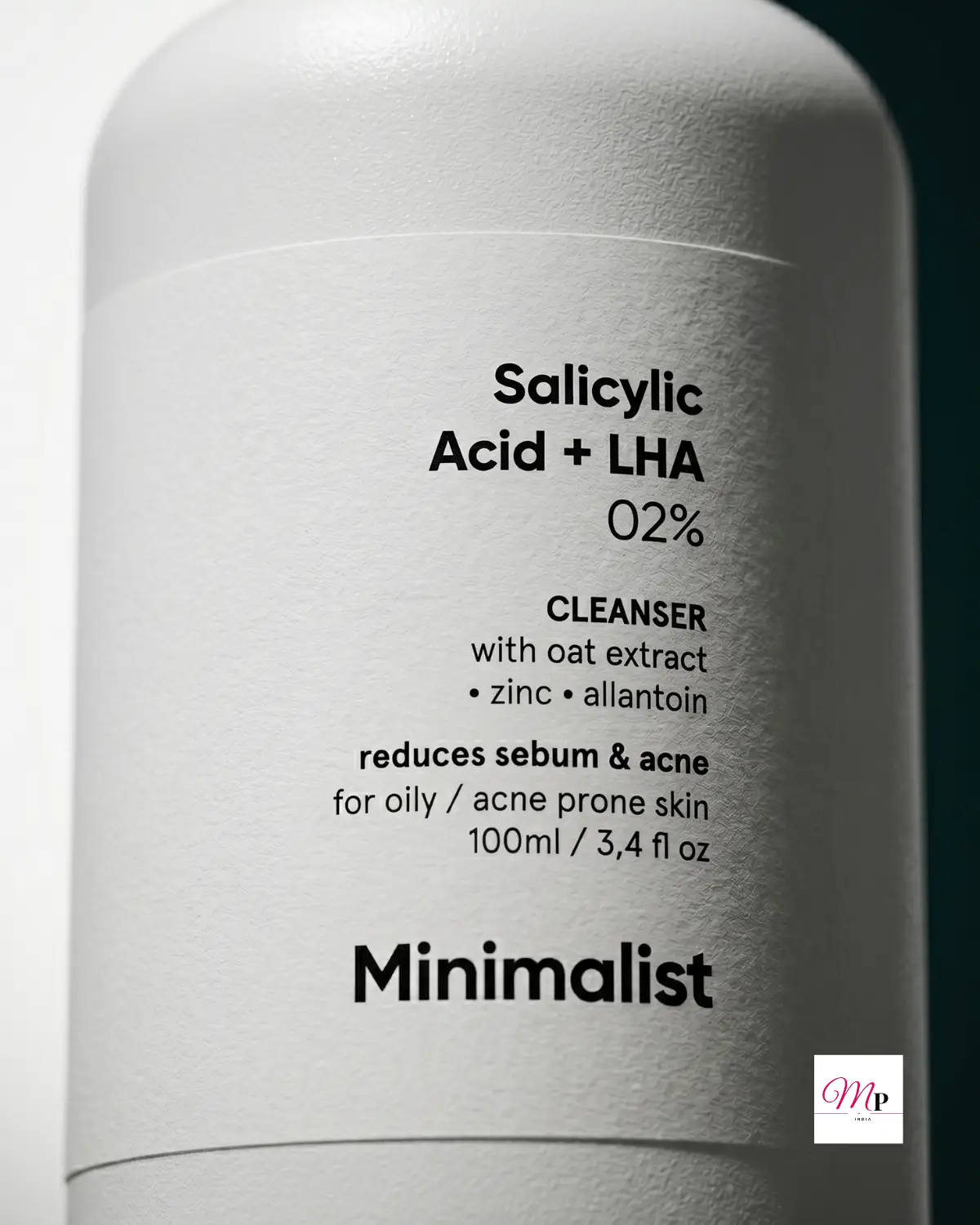 Minimalist 2% Salicylic Acid LHA cleanser label close-up showing concentration and ingredient claims, BHA gel cleanser for acne prone skin