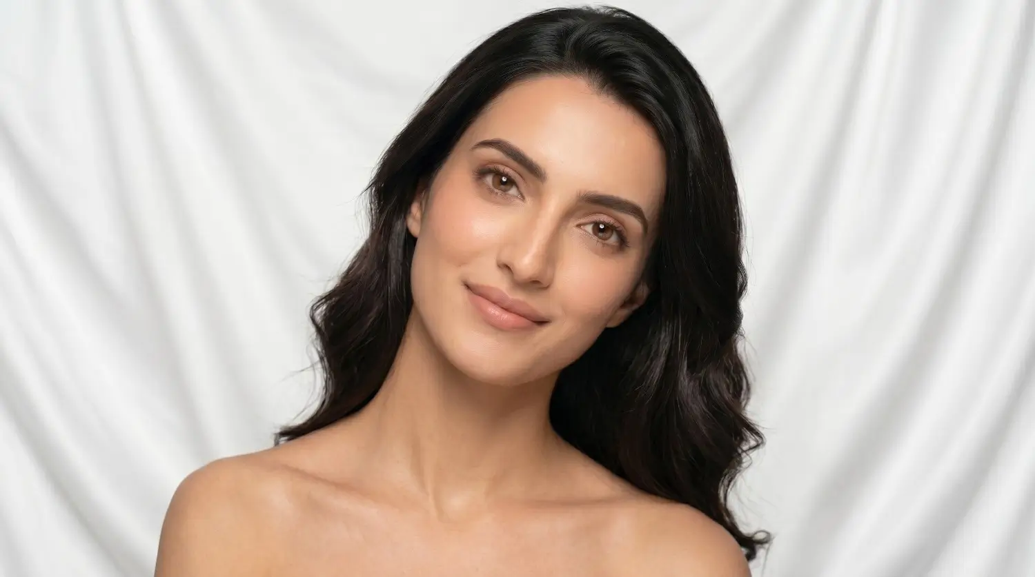 Glowing skin with natural skincare-led makeup