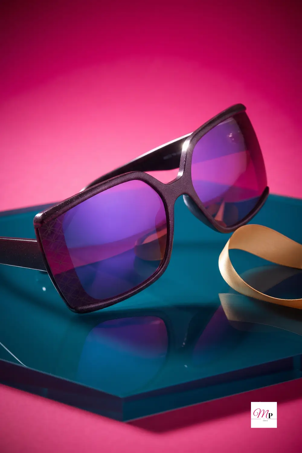Polycarbonate frame oversized eyewear purple green gradient lenses women India