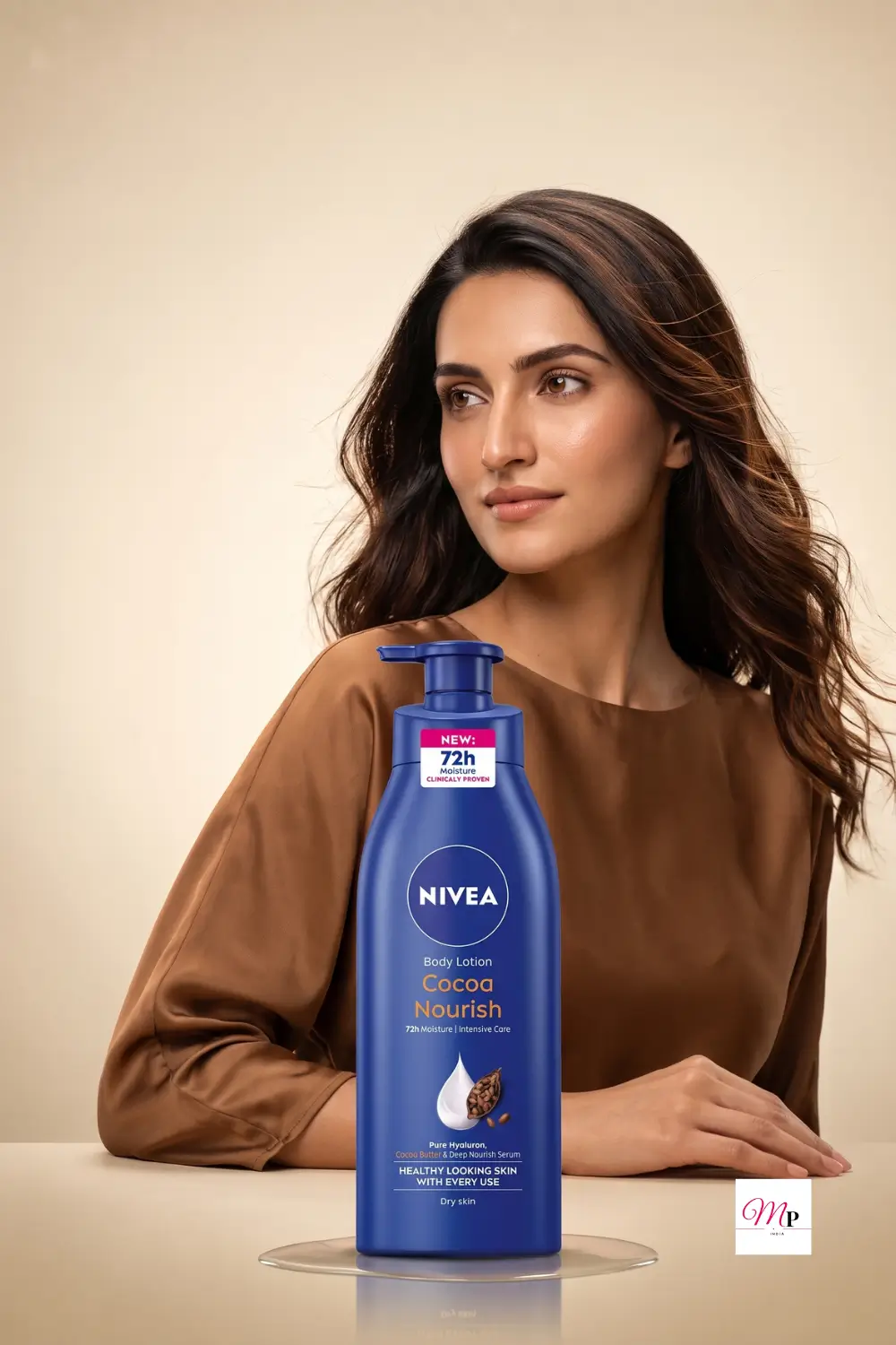 Deep nourish serum body lotion India — clean product portrait with warm neutral backdrop, garmiyon mein dry skin ke liye body lotion