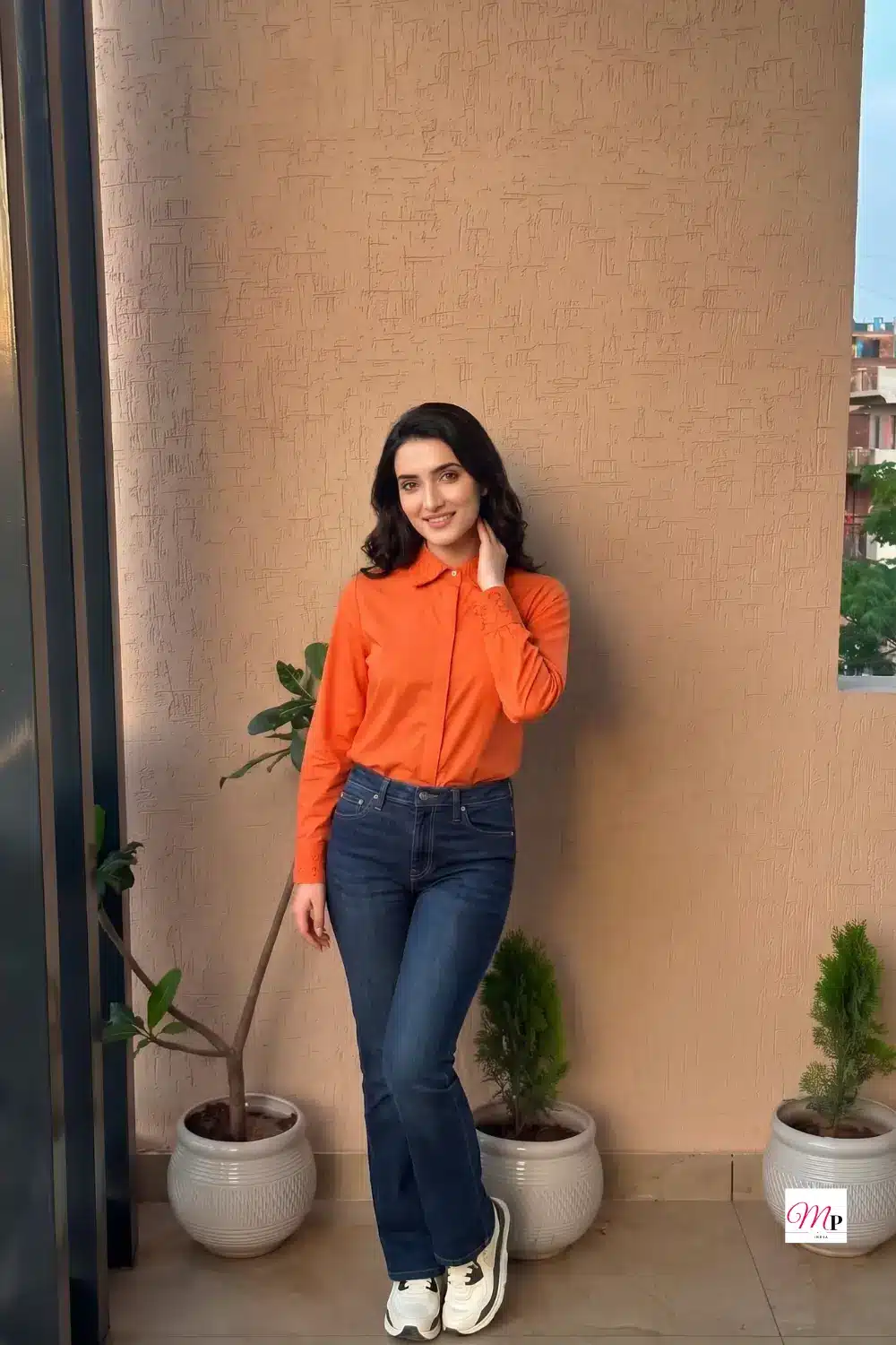 Full-length fit of red cotton formal shirt for women with curved high-low hem and regular fit